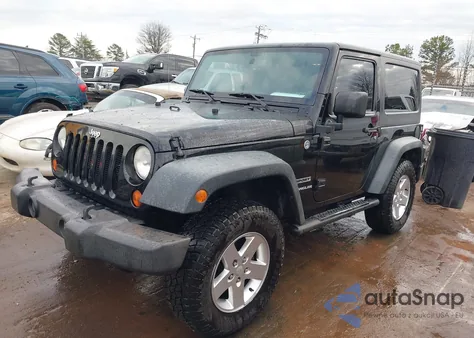 2013 Jeep Wrangler Sport z USA, uszkodzony, nr VIN 1C4GJWAG4DL634197